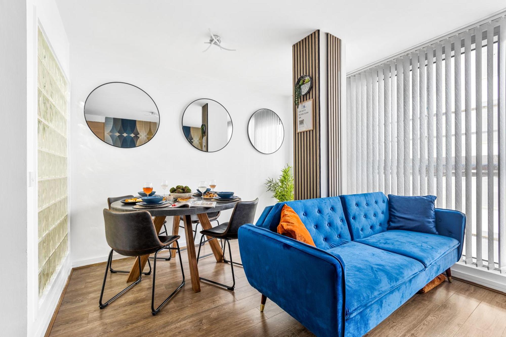Bullring Lux Suite, New Street Free Netflix - Free Secure Parking- Sleeps 6 Birmingham Exterior photo