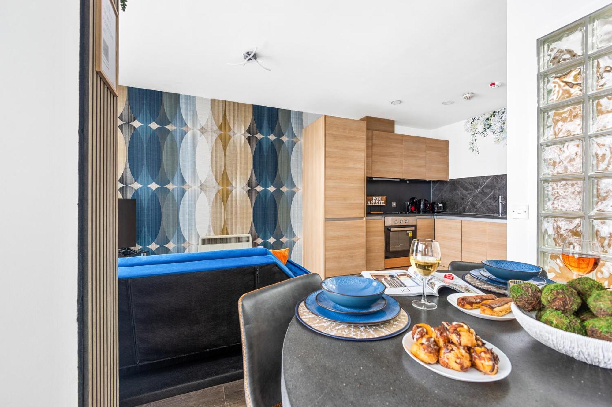 Bullring Lux Suite, New Street Free Netflix - Free Secure Parking- Sleeps 6 Birmingham Exterior photo