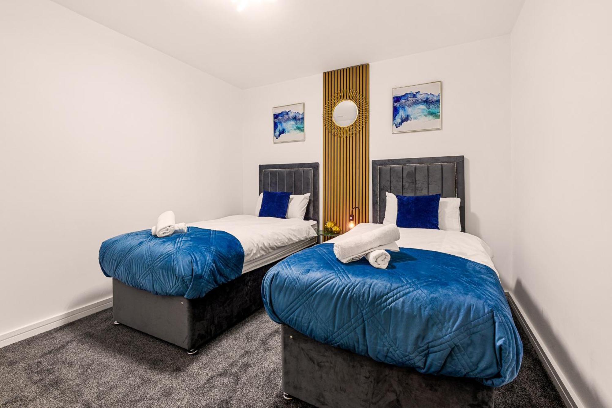 Bullring Lux Suite, New Street Free Netflix - Free Secure Parking- Sleeps 6 Birmingham Exterior photo